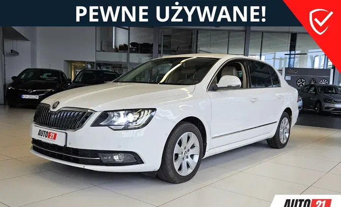 skoda superb Skoda Superb cena 49900 przebieg: 140157, rok produkcji 2014 z Radłów